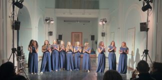 Sala Consilina, danza e memoria chiudono la rassegna “L’Oltre”: il corpo incontra la storia e il digitale