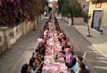Acciaroli, torna la Tavolata del Cilento: mille persone insieme nel segno della Dieta Mediterranea
