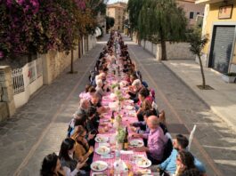 Acciaroli, torna la Tavolata del Cilento: mille persone insieme nel segno della Dieta Mediterranea